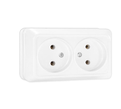 Розетка 2гн о/п 