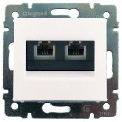 Розетка комп 5e UTP 2гн RJ45 с/п  Valena белый (774231)