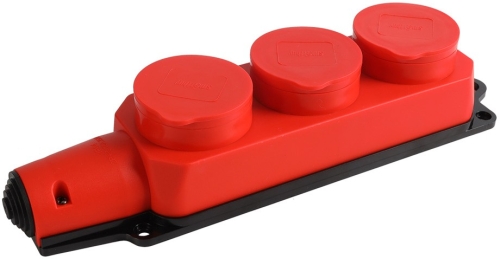 Колодка тройная с заглуш. каучук КРАСНАЯ  2Р+РЕ 16А/220Вт IP44 Smartbuy (4/40) 